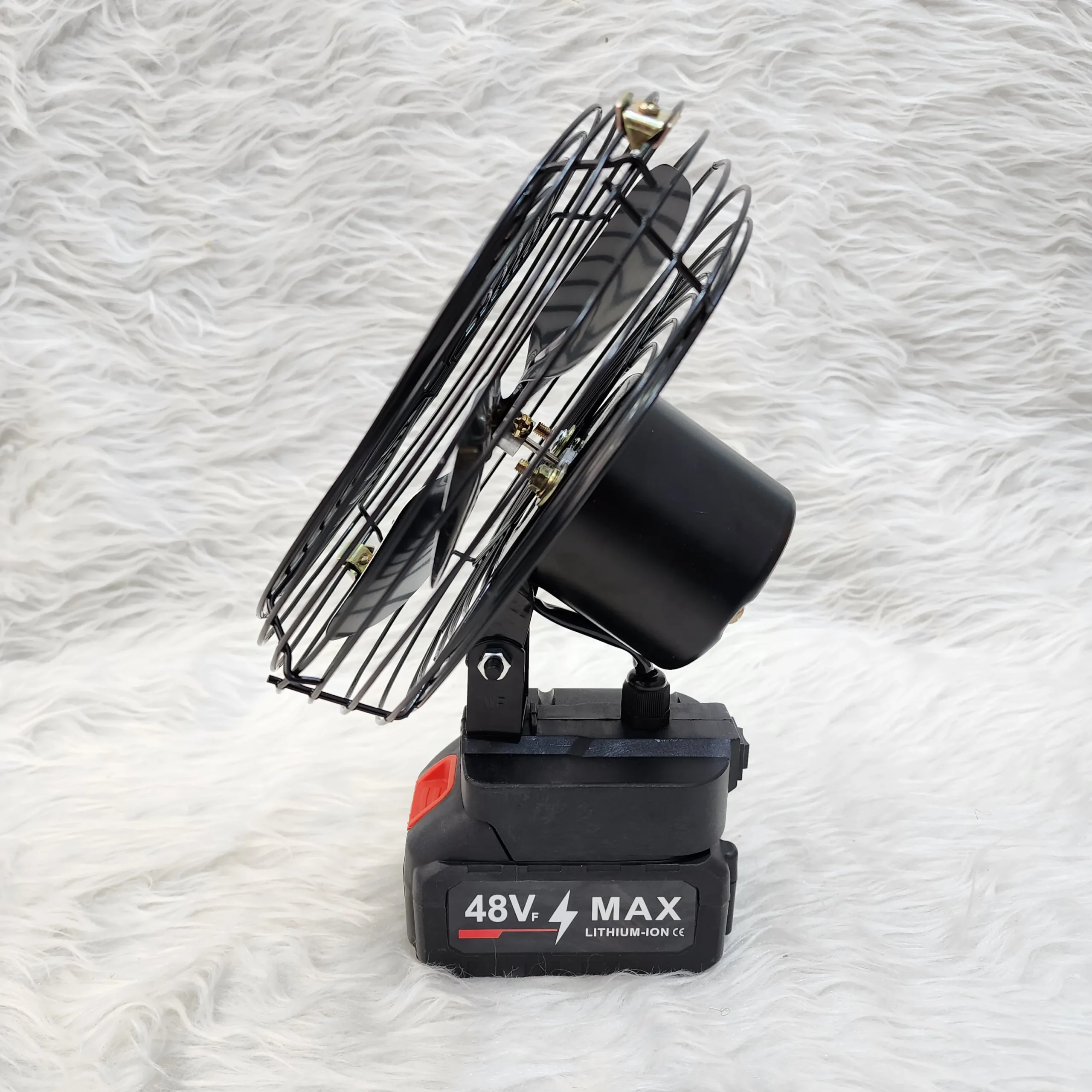 پنکه شارژی لیتیومی با باتری 3 ساعته 3 پنکه شارژی لیتیومی با باتری 3 ساعته