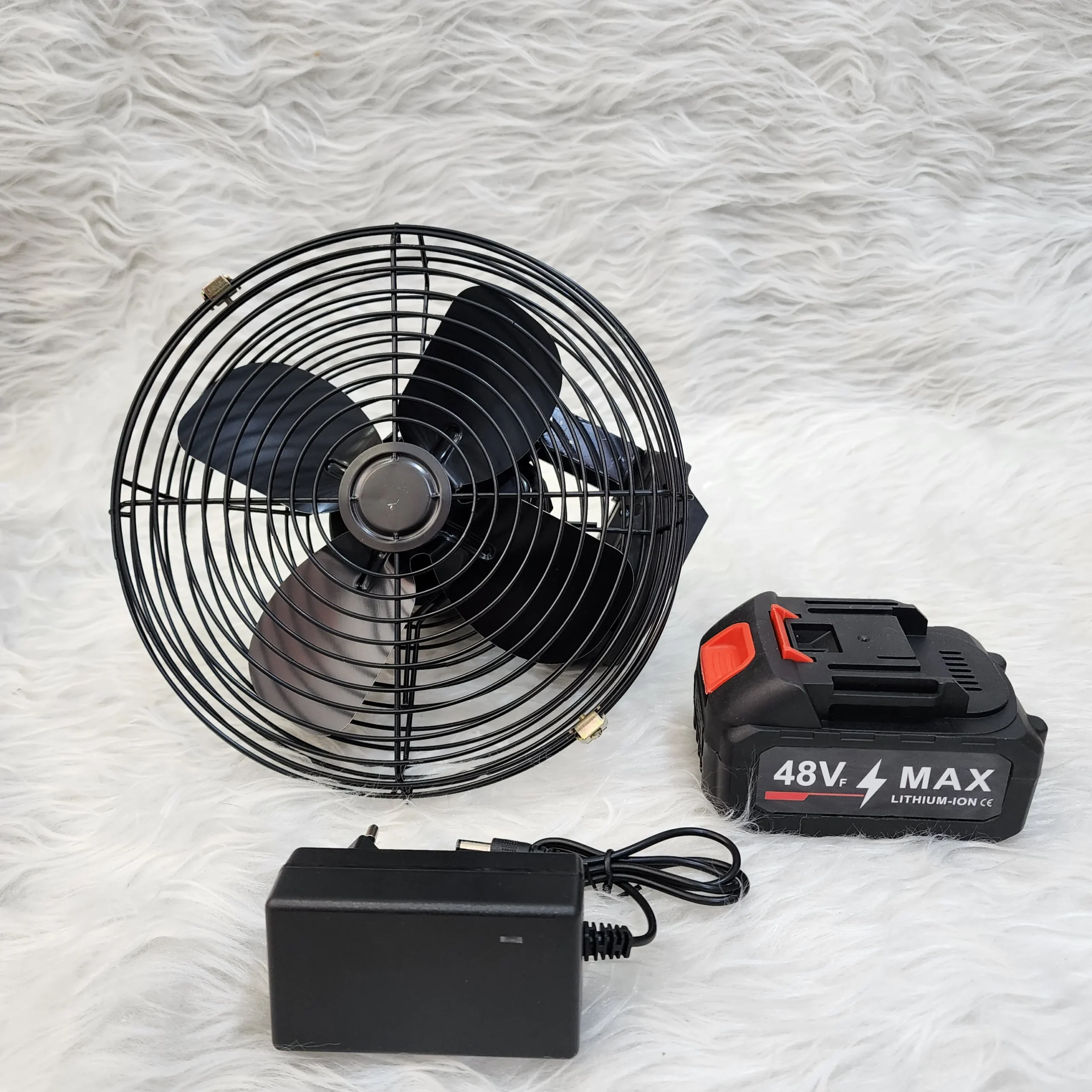 پنکه شارژی لیتیومی چرخشی 4 پنکه شارژی لیتیومی چرخشی