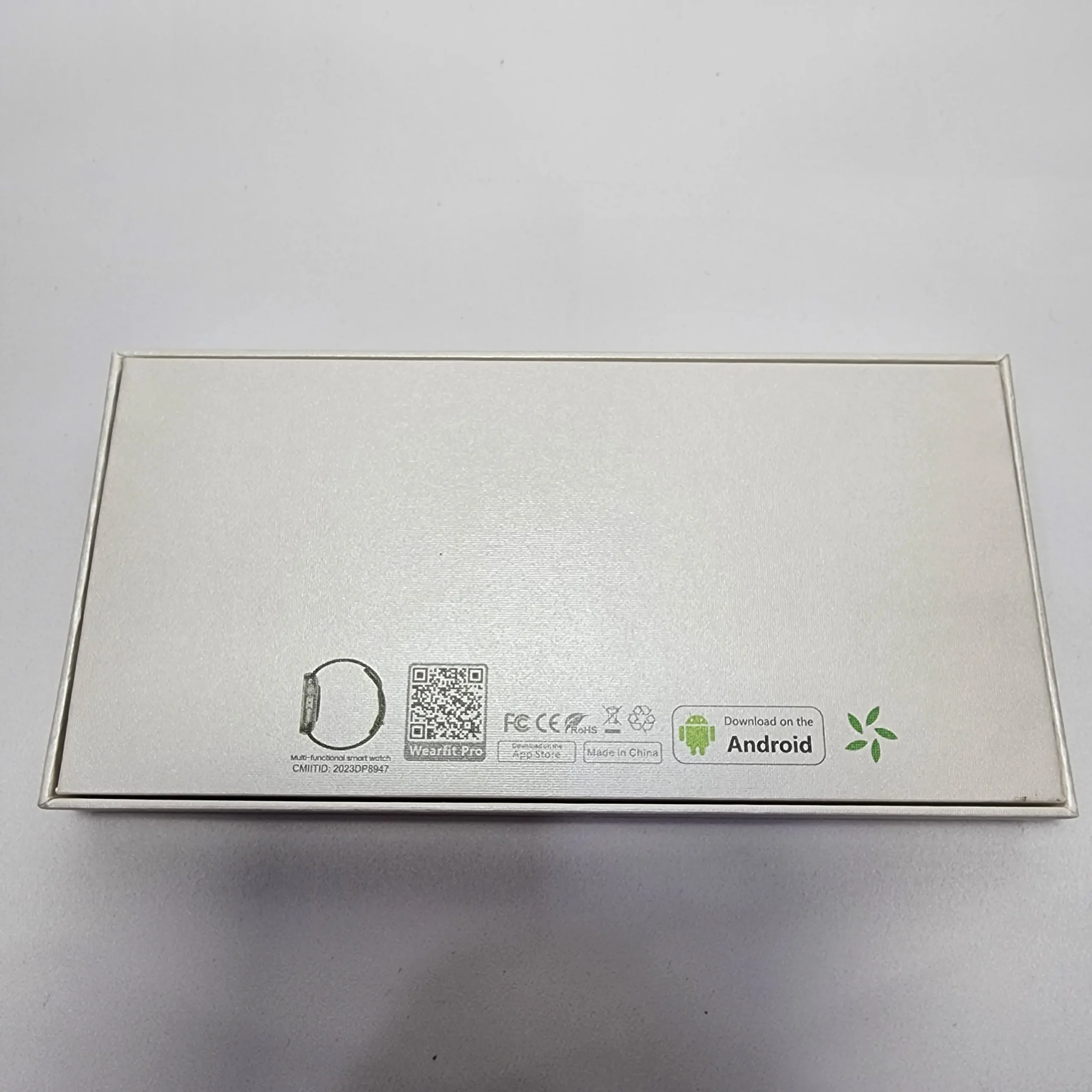 ساعت هوشمند HK20 PRO PLUS 8 بستهبندی ساعت هوشمند HK20 PRO+ از برند HuanHong با ویژگیهایی مانند ChatGPT، فروشگاه اپلیکیشن، ضبط صدا و واچفیس AI