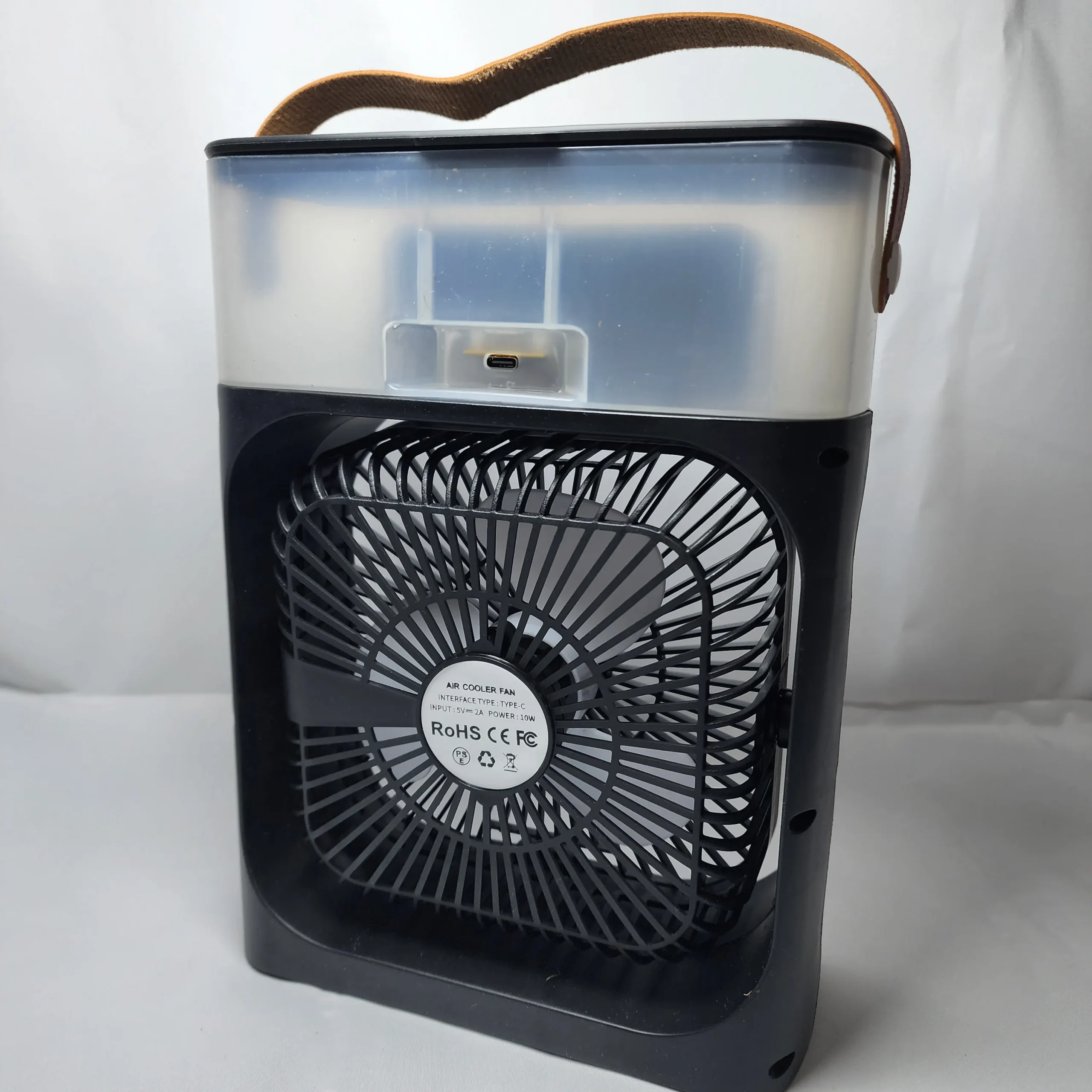 پنکه خنککننده رومیزی Mini Cooling Fan مدل توربینی با مخزن آب و اسپری مه خنک 7 پنکه خنککننده رومیزی Mini Cooling Fan مدل توربینی با مخزن آب و اسپری مه خنک